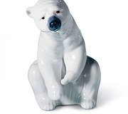 Lladro - Resting Polar Bear