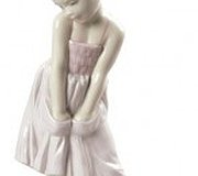 Lladro - Sweet Shyness